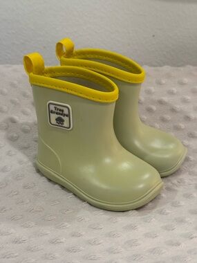 Tree Grandpa Yellow-Trim Toddler Rain Boots